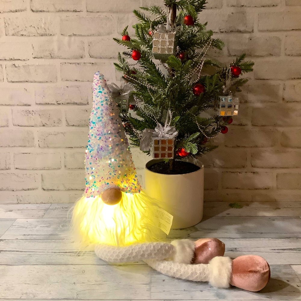LED Sequin Hat Shelf Sitting Christmas Gnome